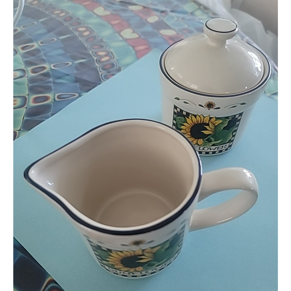 Susan Winget Sunflower Ceramic Sugar Bowl and Creamer Set Floral Cottagecore - Picture 3 of 9